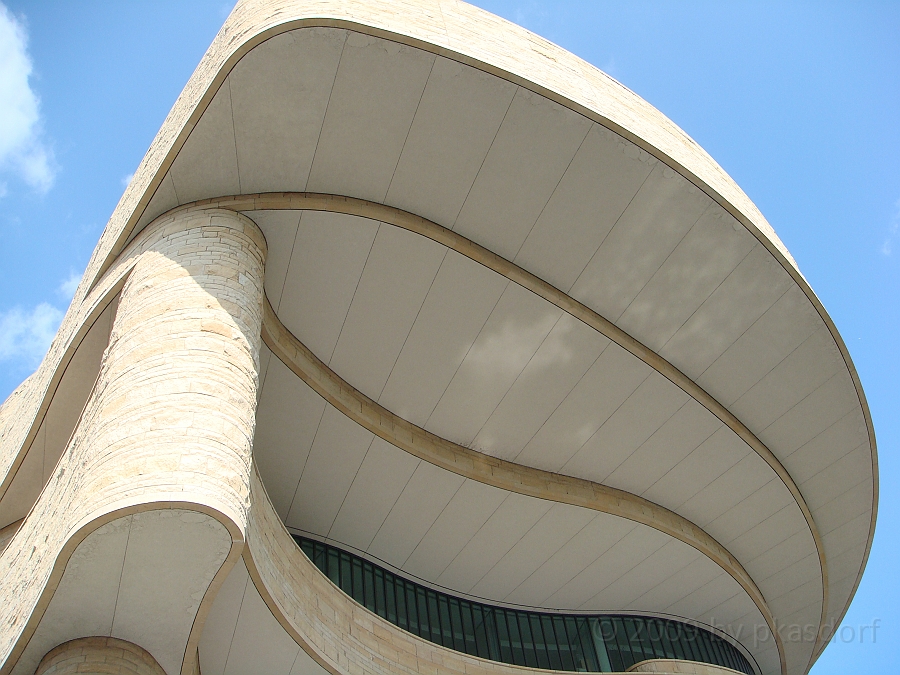 Washington DC [2009 July 04] 015.JPG - Scenes from The National Museum of the American Indian